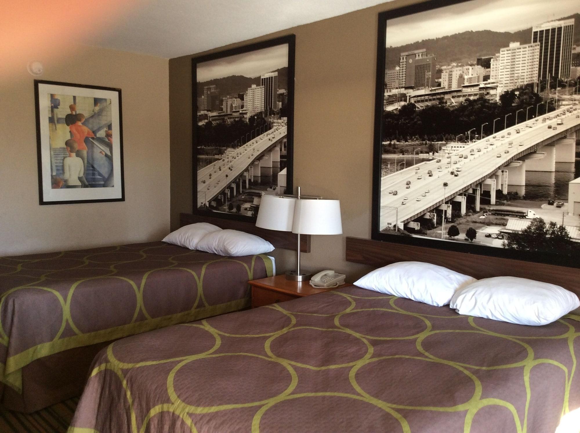 ซูเปอร์ 8 บาย วินด์แฮม ชัตตานูกา/อีสต์ ริดจ์ Hotel อีสต์ริดจ์ ภายนอก รูปภาพ